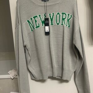 Fashion Nova Gray Sweater with Green New York Design